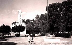 Sainte-Barbe -du-Tlelat - La Place de l'Eglise